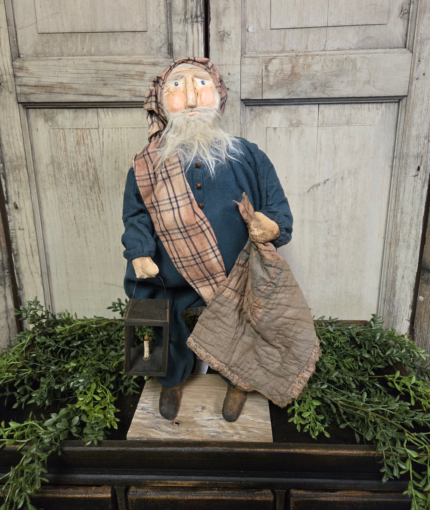 Primitive Santa with Lantern