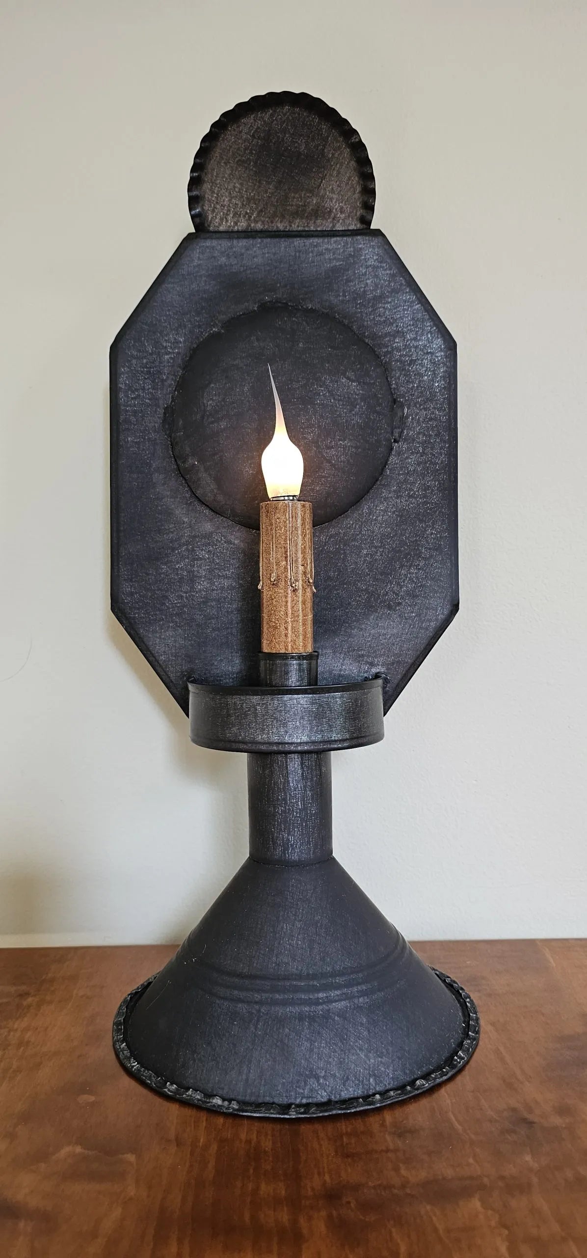 Lancaster Tin Table Light