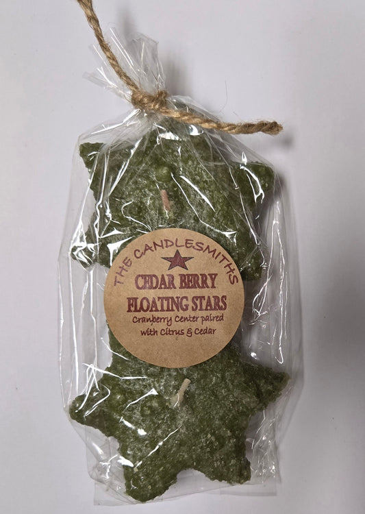 Cedar Berry Small Star Floating Candle Two Pack