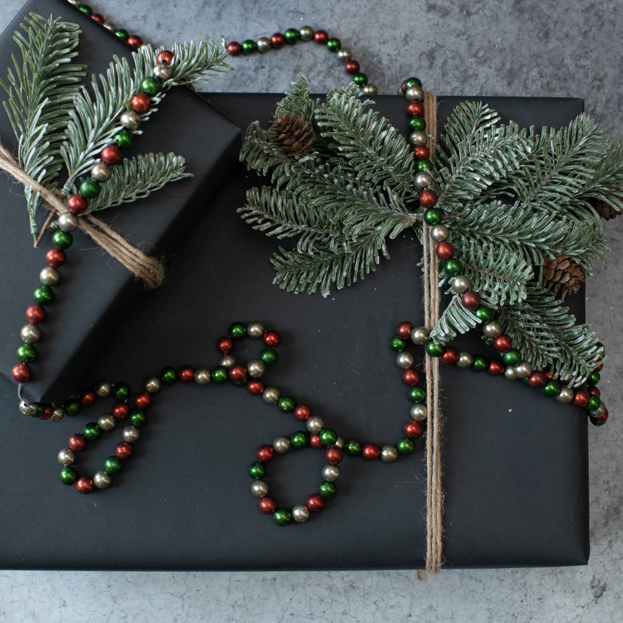 EXTRA LARGE AGED RED,GREEN,SILVER BEAD GARLAND