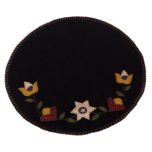 Primitive Wool Flowering Vine Candle Mat