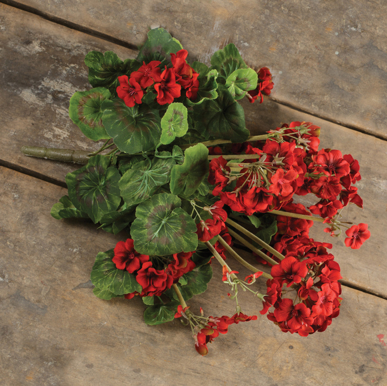 19.5" RED GERANIUM BUSH