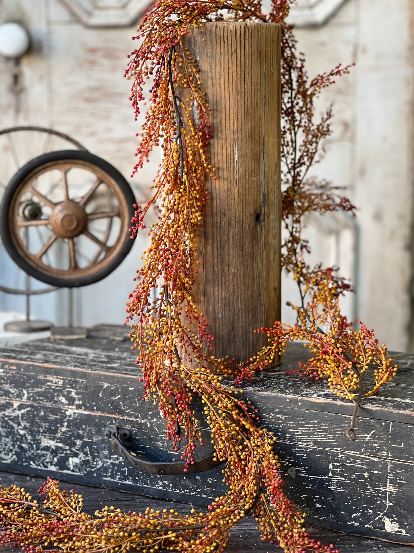 Torchlight Berries Garland | 6'