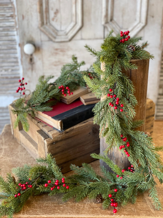 White Spruce with Berries Garland | 6'