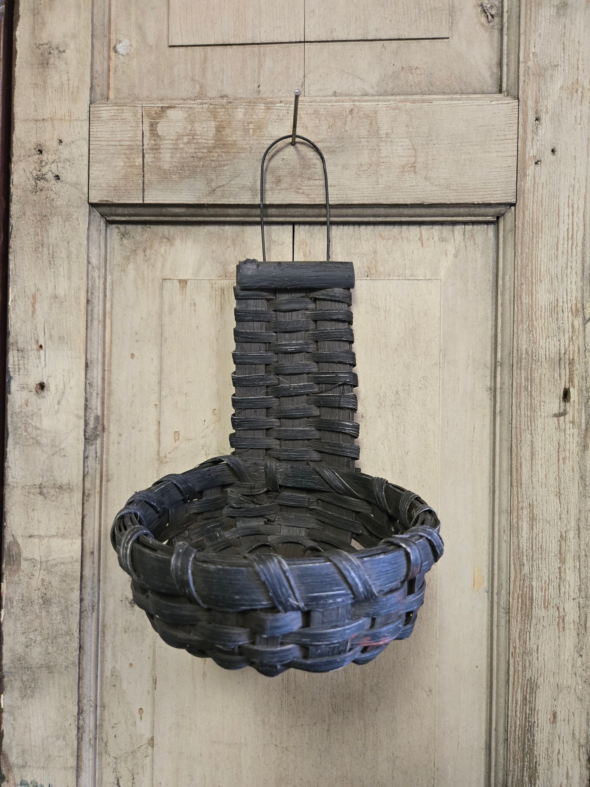 Primitive Cupboard Basket Black