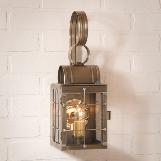 Single Wall Lantern in Weathered Brass - 1-Light